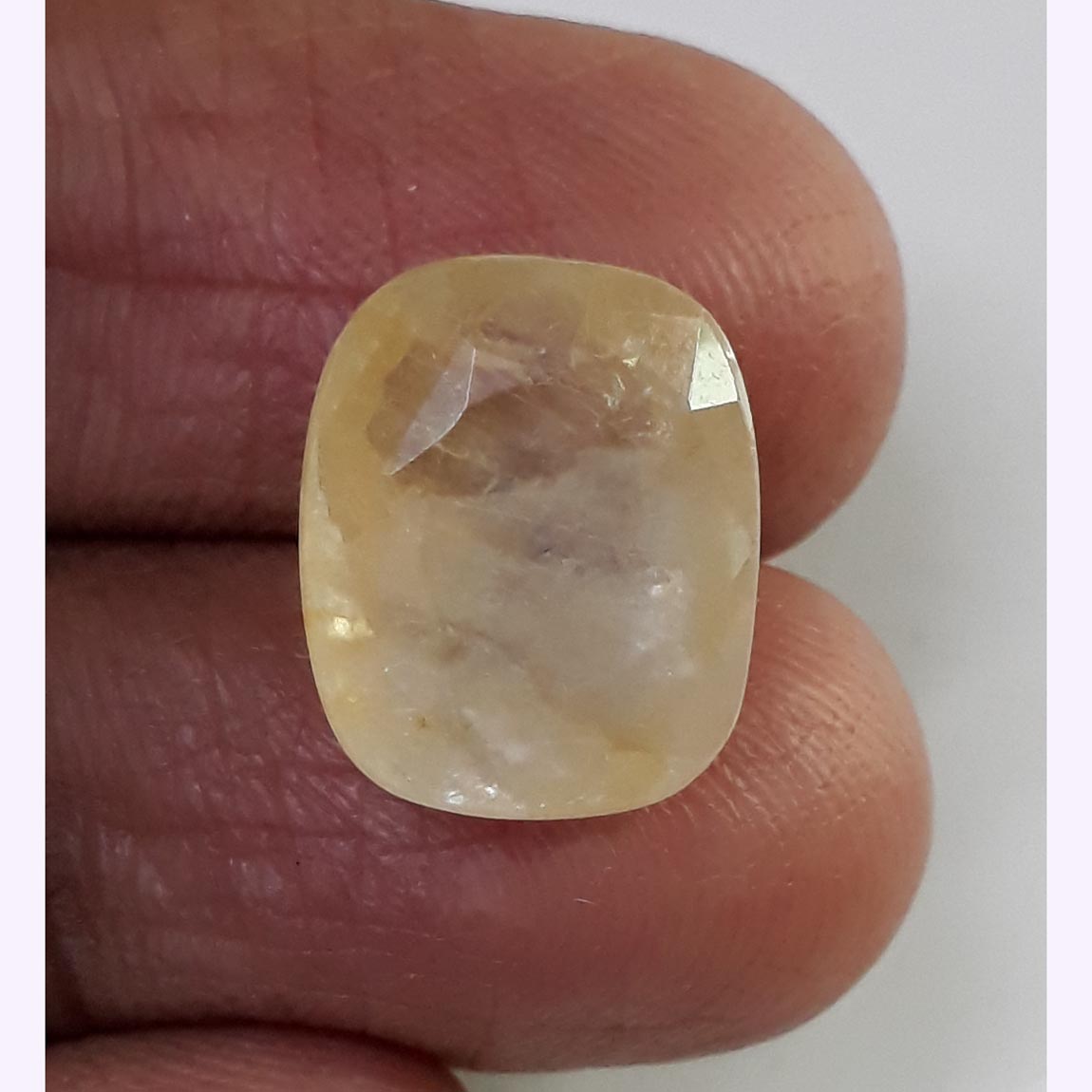 11.14 Ratti  yellow sapphire with Govt Lab Certificate-(6100)