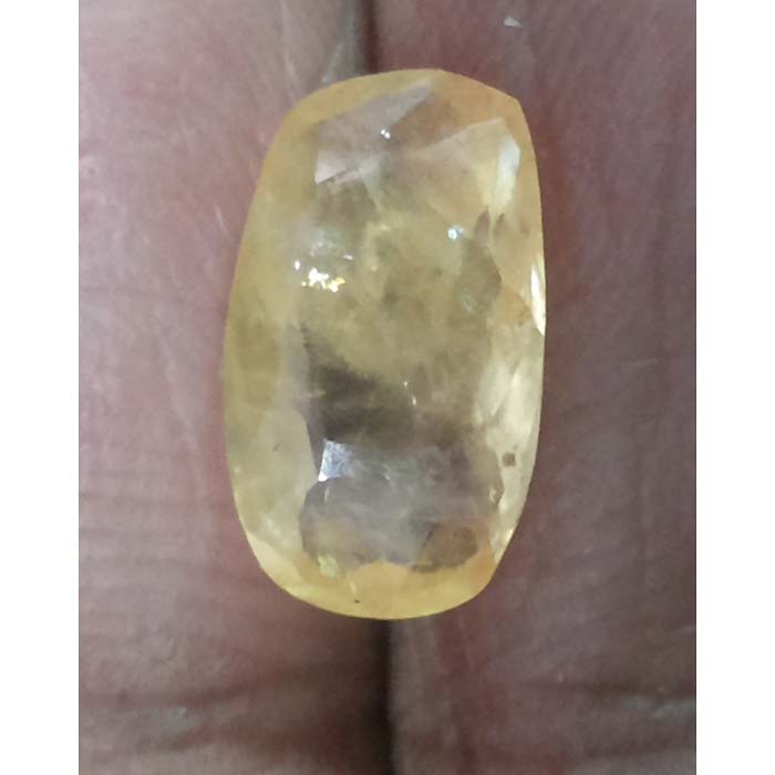 3.74 NATURAL yellow SAPPHIRE with Govt Lab Certified-(12210)