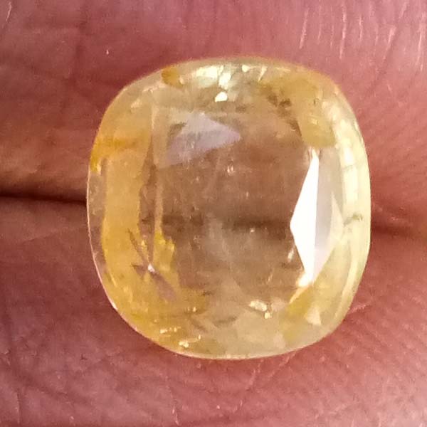 6.24 Ratti  yellow sapphire with Govt Lab Certificate-(34410)